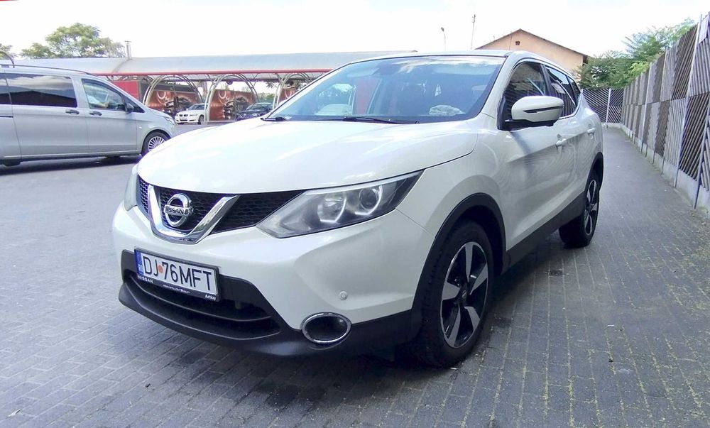 Nissan Qashqai 1.6 Benzina 163 CP