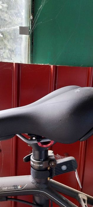 DE Vanzare Bicicleta CUBE