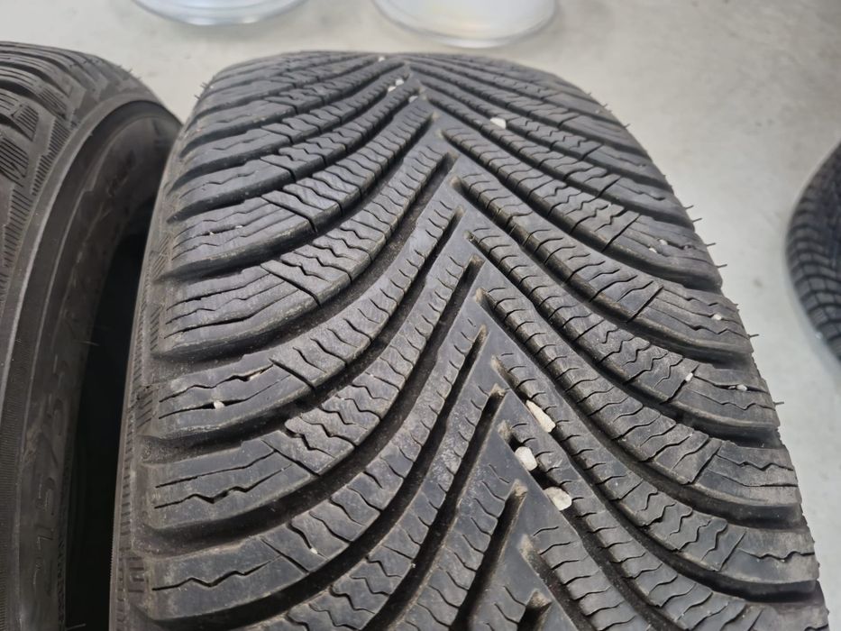 4 anvelope iarna Michelin 215 55 17 stare buna