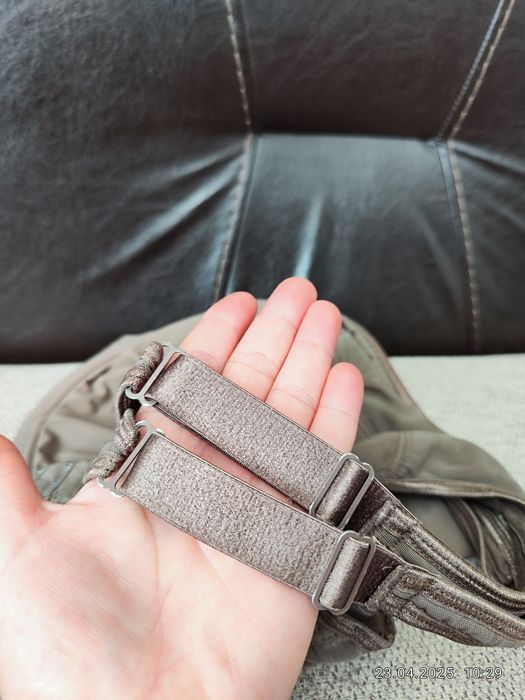 Огромен сутиен - 100J