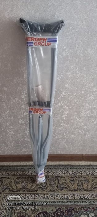 Костыль новый в упаковке