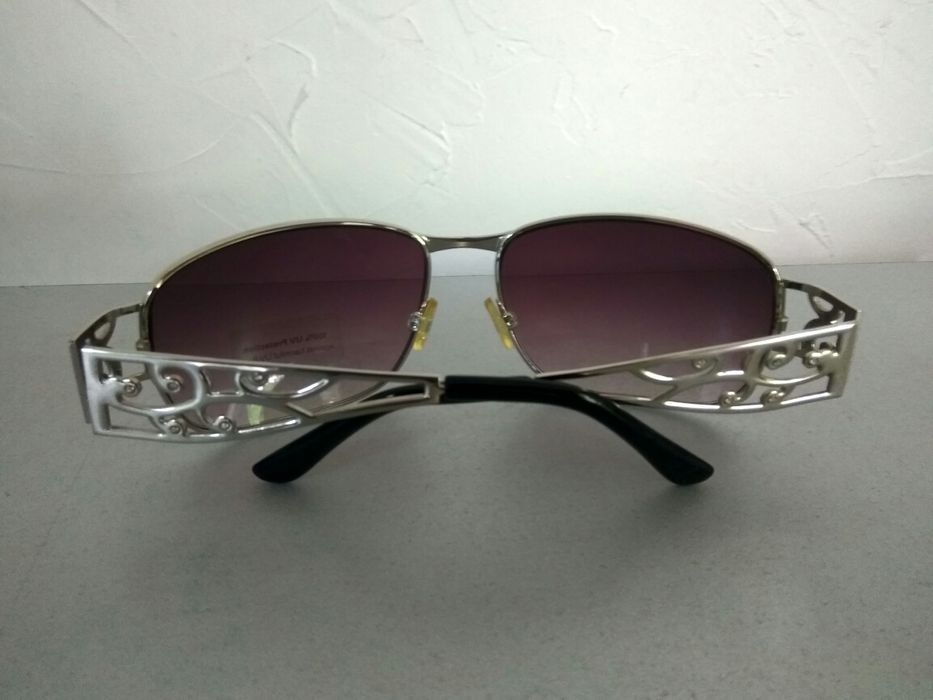 Солнцезащитные очки фирмы SUNMATE