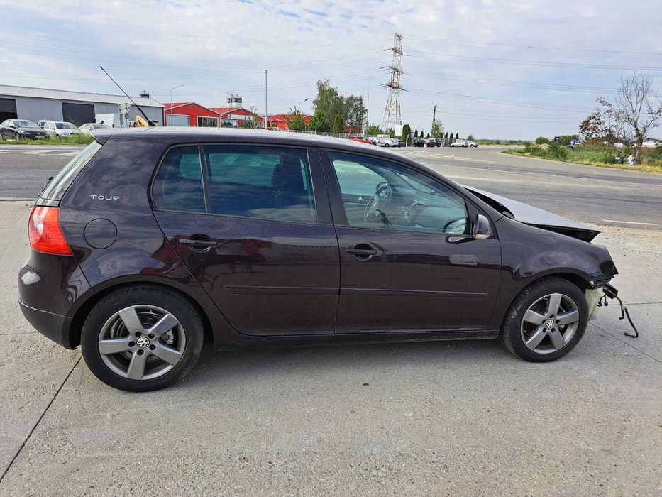 Dezmembrez VW Golf V 1.9 TDI BLS cutie manuala 6 trepte JYJ