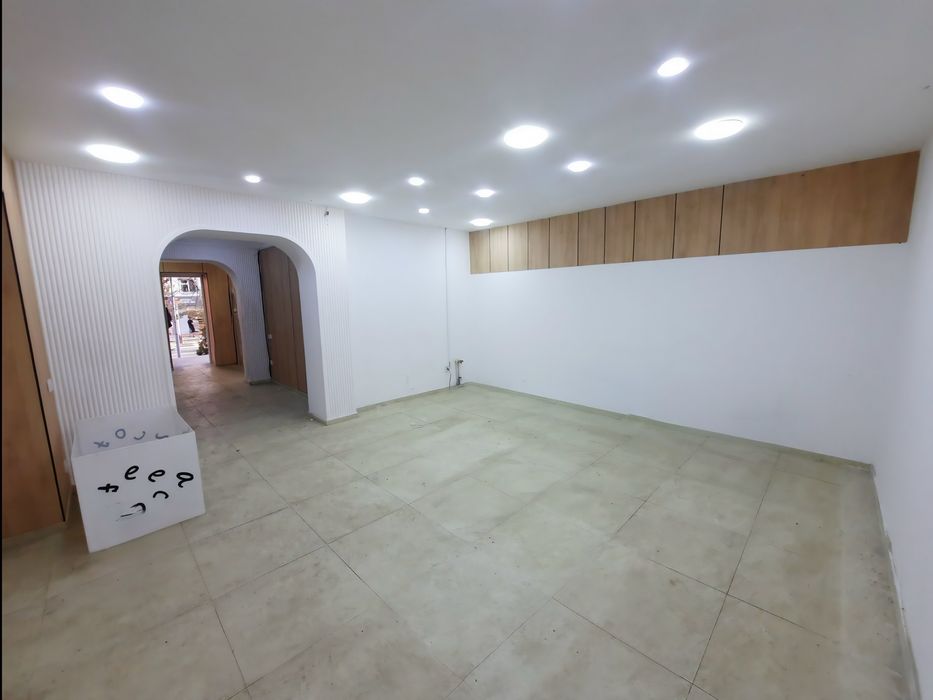 Аренда Айбек 1 линия под Кафе или Бизнес