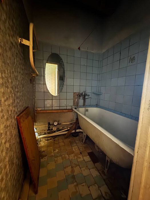 2 комнатная 3 этаж новая планировка хороший раион!