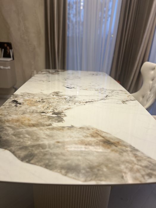 Masa dining blat de compozit de marmura