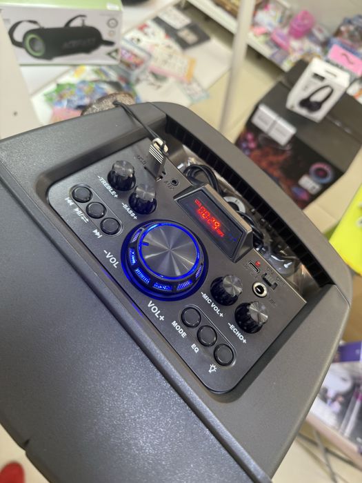 Музыкальна колонка караоке микрофон