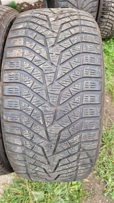Anvelope 275/40R21 marca Yokohama, DOT 2022,6 mm,M+S