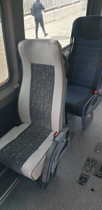 Седалки за бус, автобус
