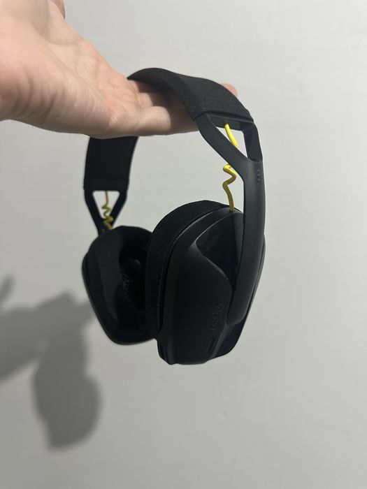 Беспроводные наушники logitech