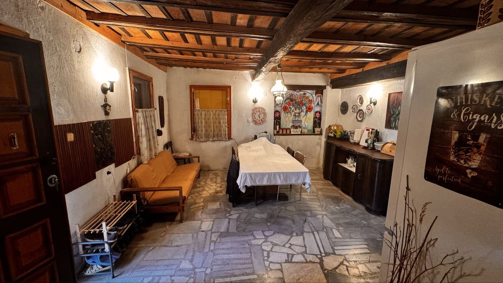 Къща с двор в с. Трудовец, общ. Ботевград