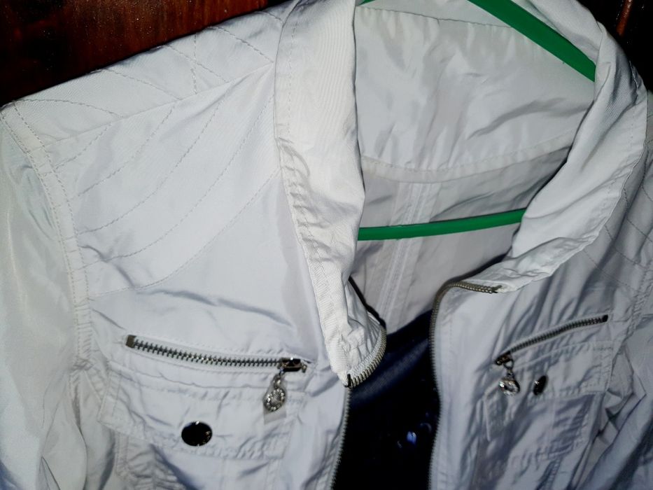 Geacă albă de vară pentru femei