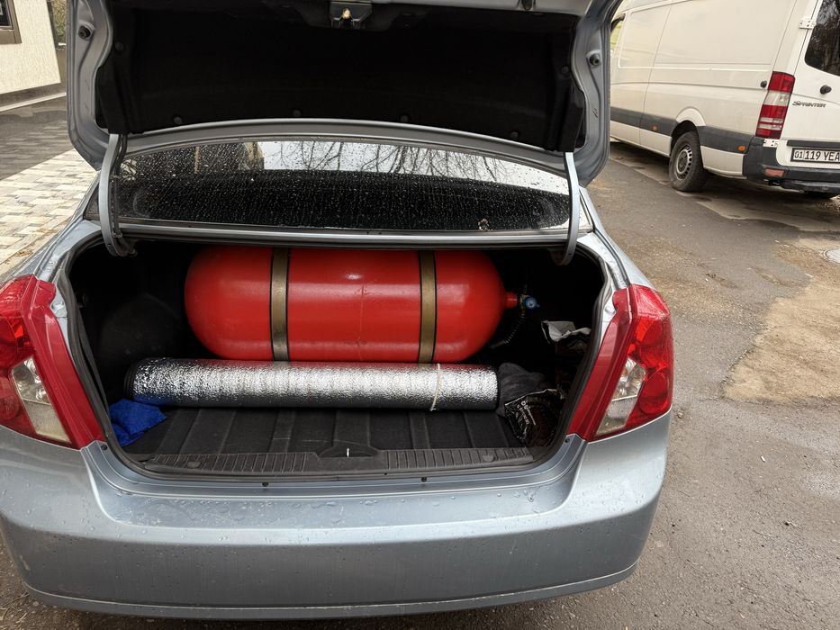 Продам ласетти чистую