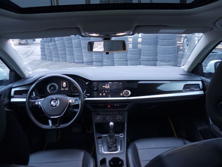 Volkswagen e Lavida 2019