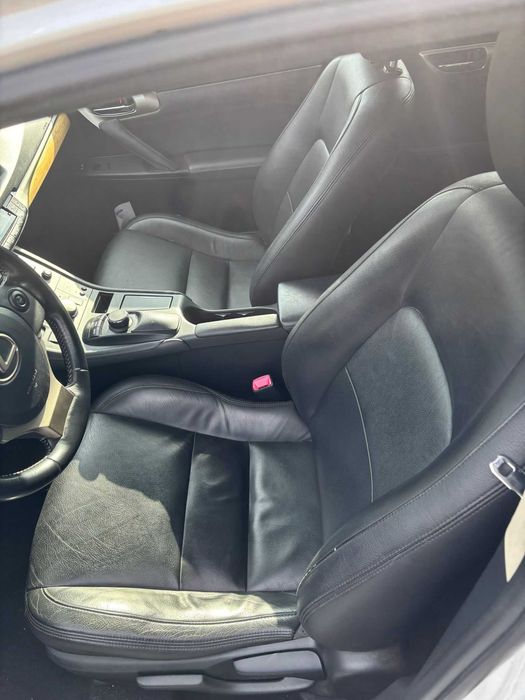 Lexus CT200H Alb Perlat