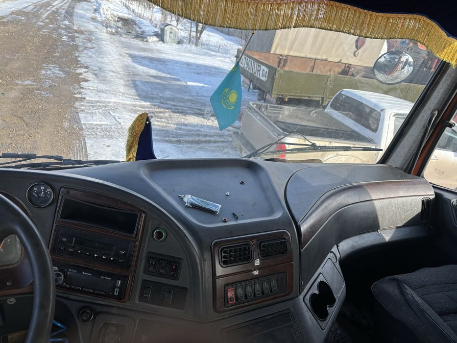 Хова продам тягач