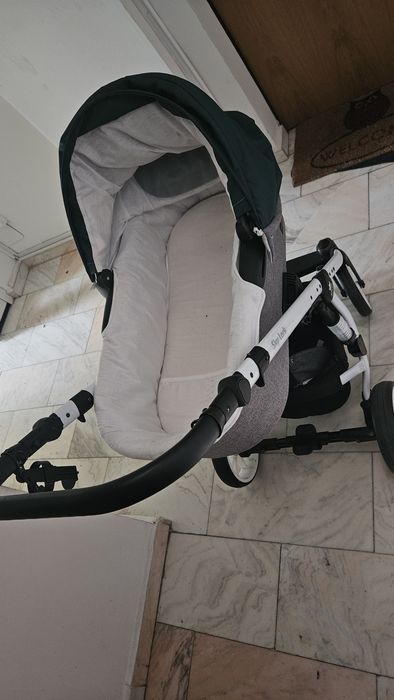 Carucior 4 in 1 (landou, scoica + isofix, scaun)