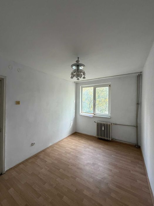 Apartament de vanzare 2 camere decomandat Oltenita - Str. Alexandru Iliescu
