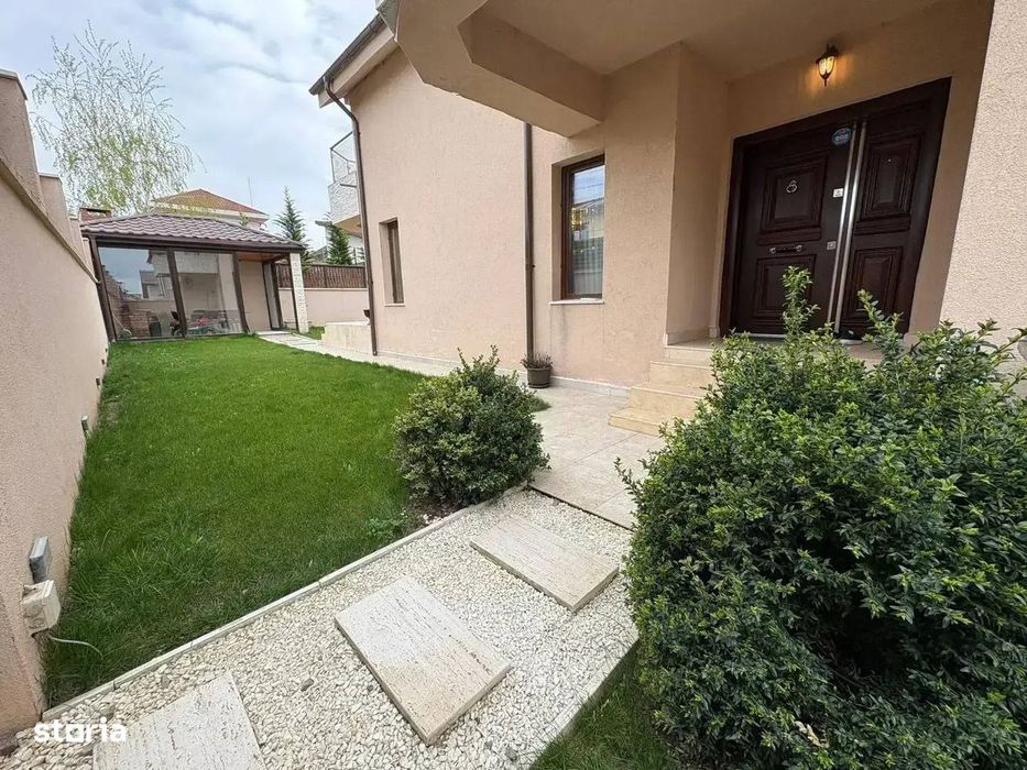 Vila Lux Pantelimon De Vanzare 6 Camere Curte 400 Mp