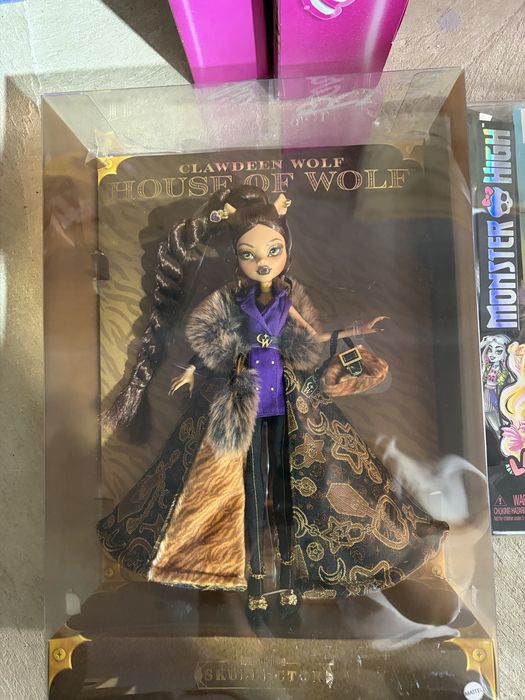 Monster High papusi si accesorii