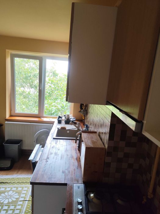 Apartament de închiriat, 2 camere + living cu bucătărie