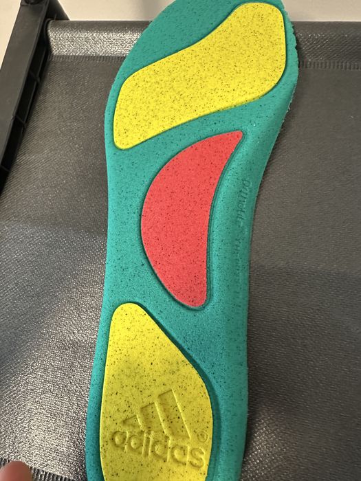 Yeezy Boost 700 "Analog" маратонки