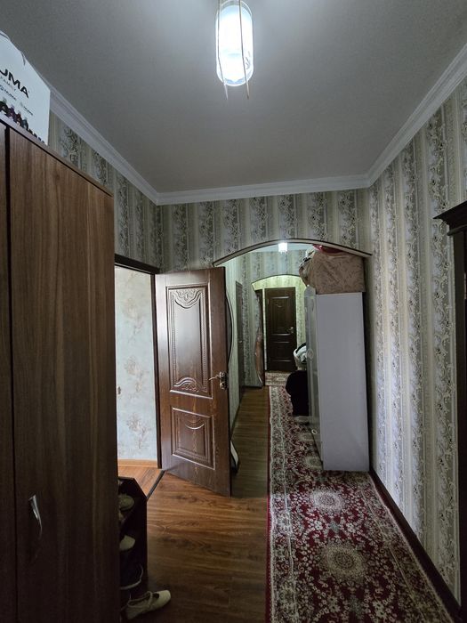 40 лет массив-1 продаётся квартира 5/5/5