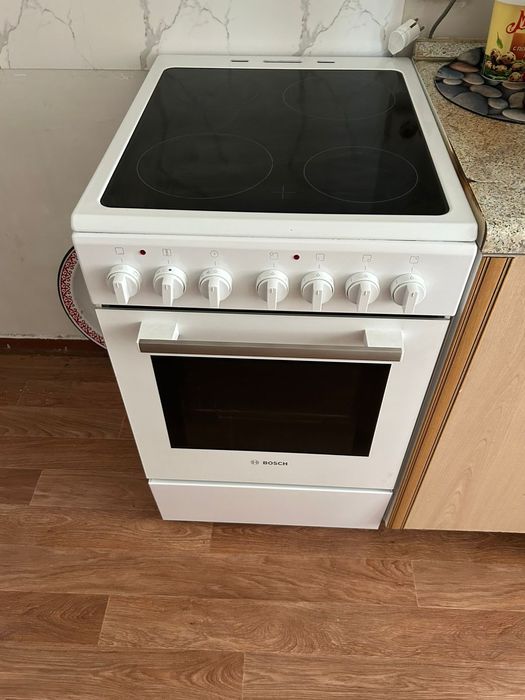 Продам электроплиту