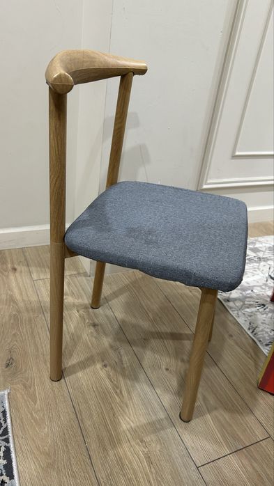 Стол и стульчики