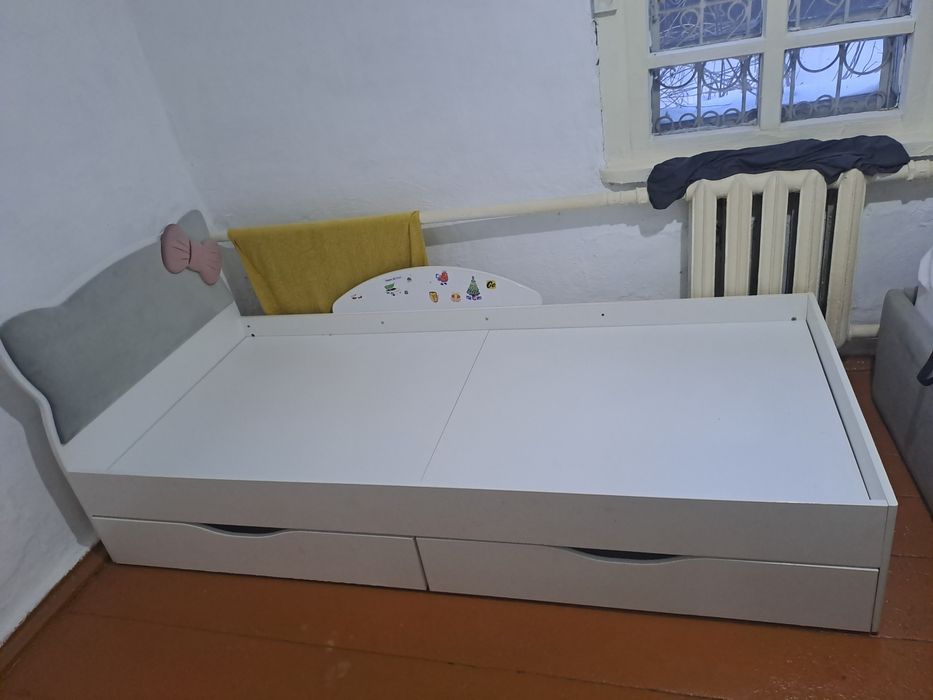 Продам кровать односпалку