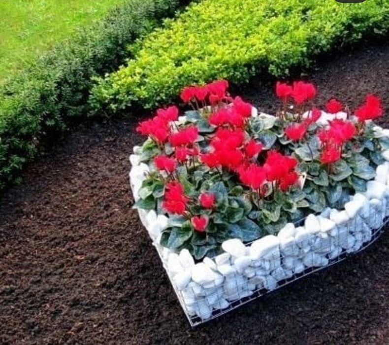 Клумбы Вазоны Скамейки