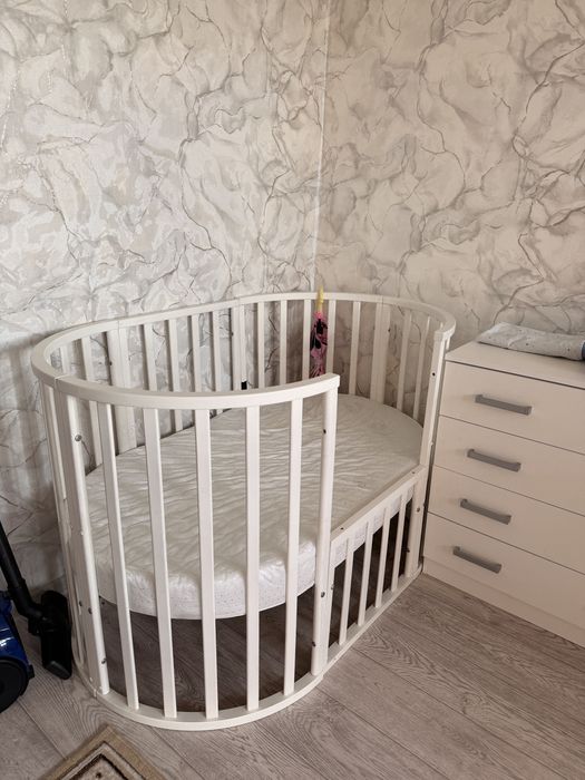 Продам детскую кроватку