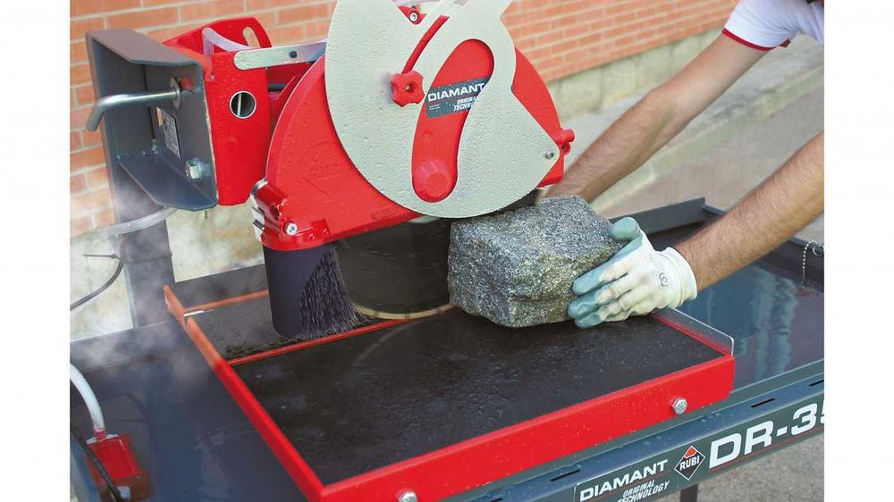 Masina de taiat materiale de constructii 84cm, 2.2kW, DR-350 ZERO DUST 230V-50Hz. - RUBI-56940