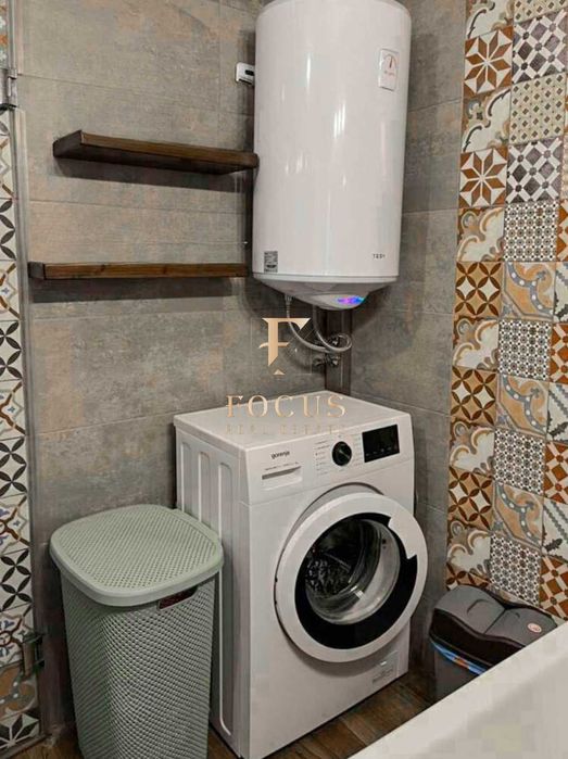 Продава се Тристаен апартамент в Пловдив, Христо Смирненски - 64 кв.м за 1980 €/кв.м - Снимка #9