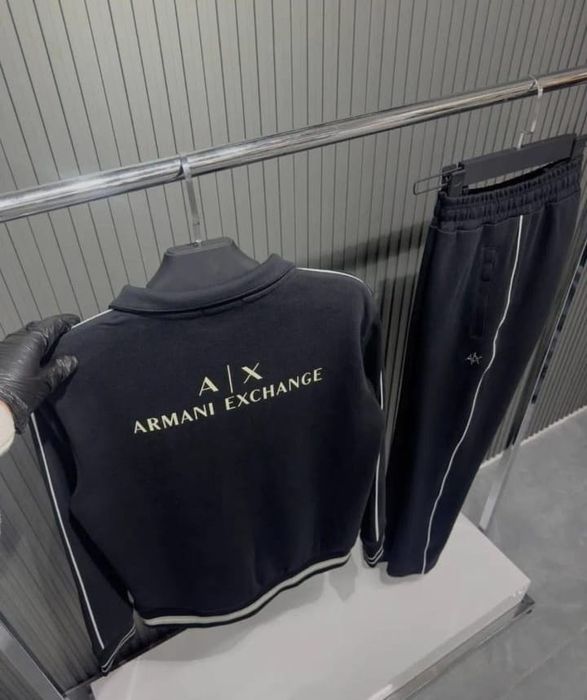 Oferta!! Trening Armani.Model superb.Calitate premium.Toate mărimile d