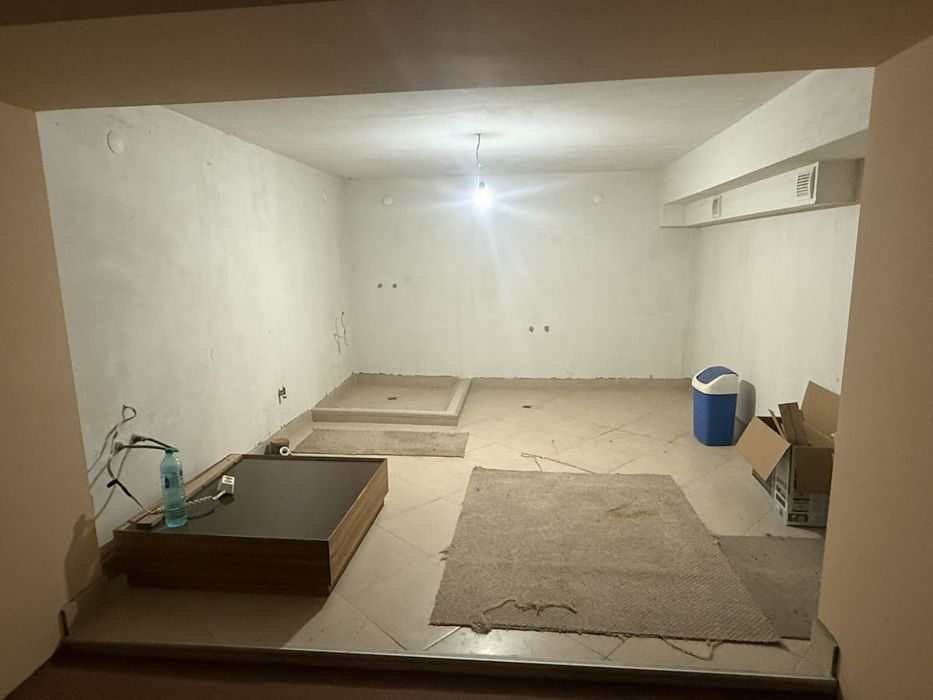 Офис, подземно помещение