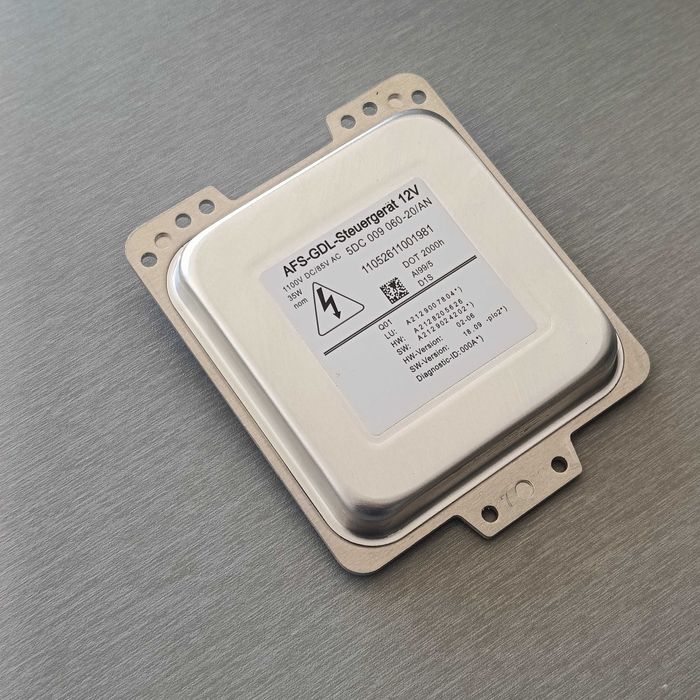 Баласт за фар/Ксенон Mercedes W212 5DC 009 060-20 AN, Нов с гаранция