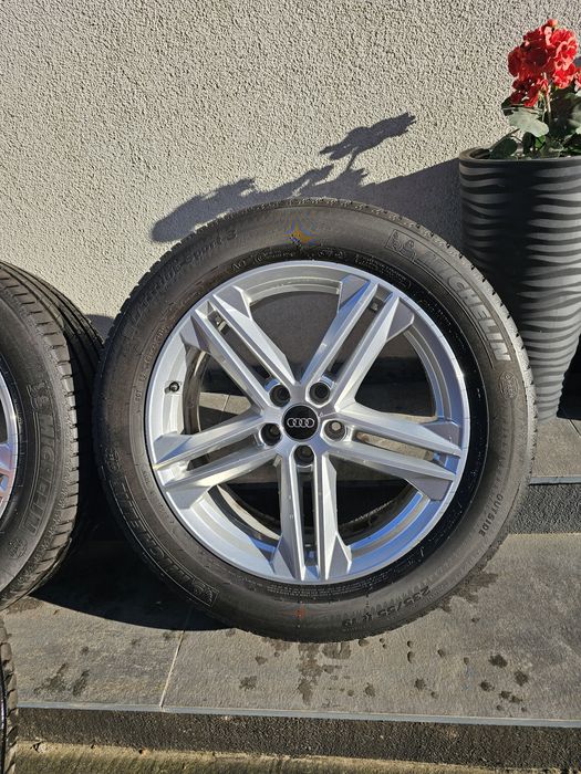 Jante originale Audi Q5 / SQ5 R19 cu anvelope vara 235 55 19 dot 2024