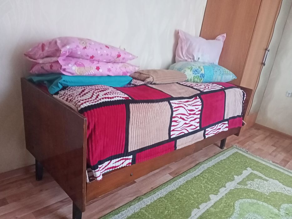 Продам односпальную кровать