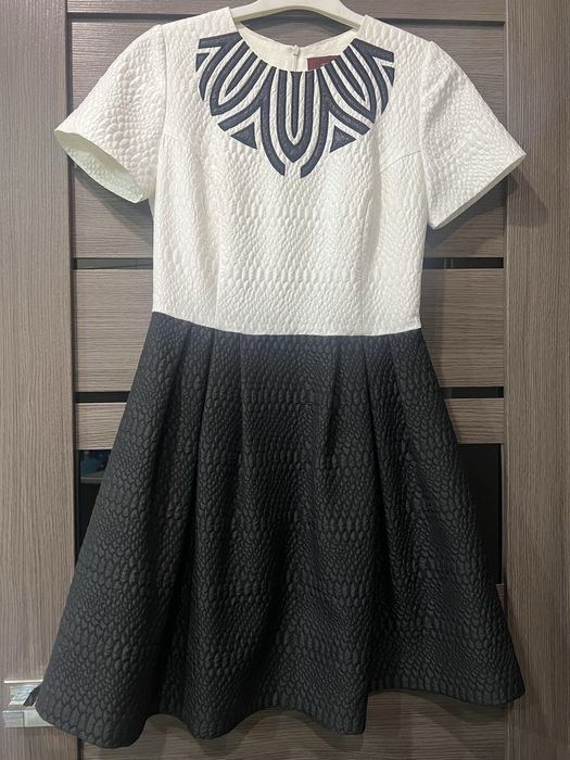 Продам платье, производство Турция