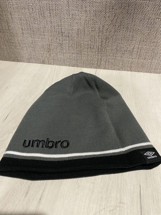 Шапки и перчатки умбро