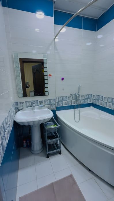 Сдаётся 4х комнатная квартира УЗГАЗОИЛ