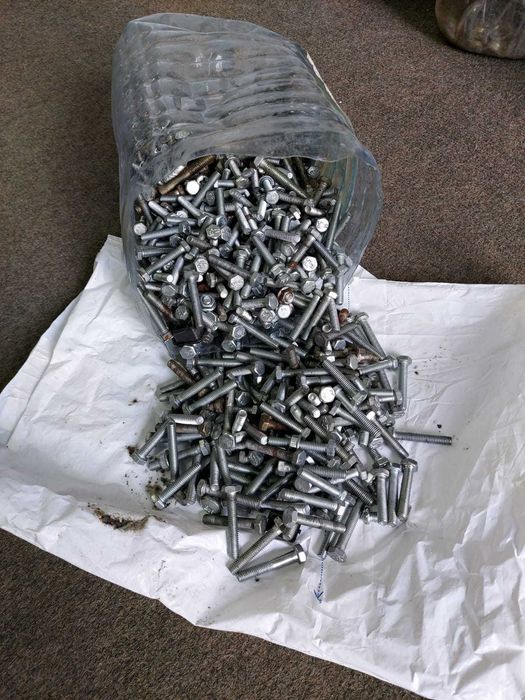 Продам болт М-58