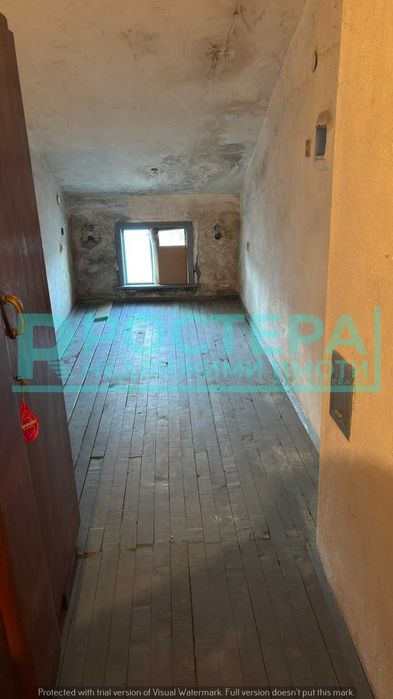 Продава се Четиристаен апартамент в Търговище, Център - 108 кв.м за 567 €/кв.м - Снимка #17