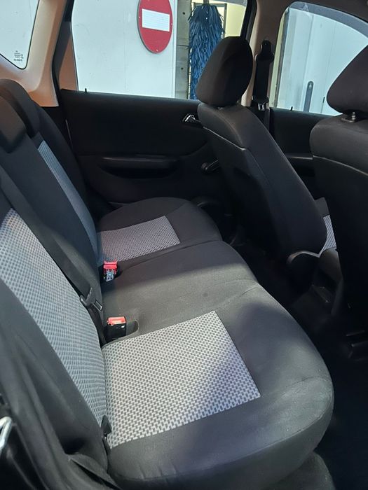 Mercedes A 180 manual