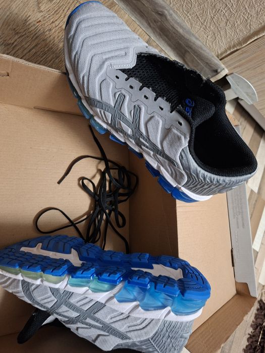 Бутонки ,стоножки,adidas .