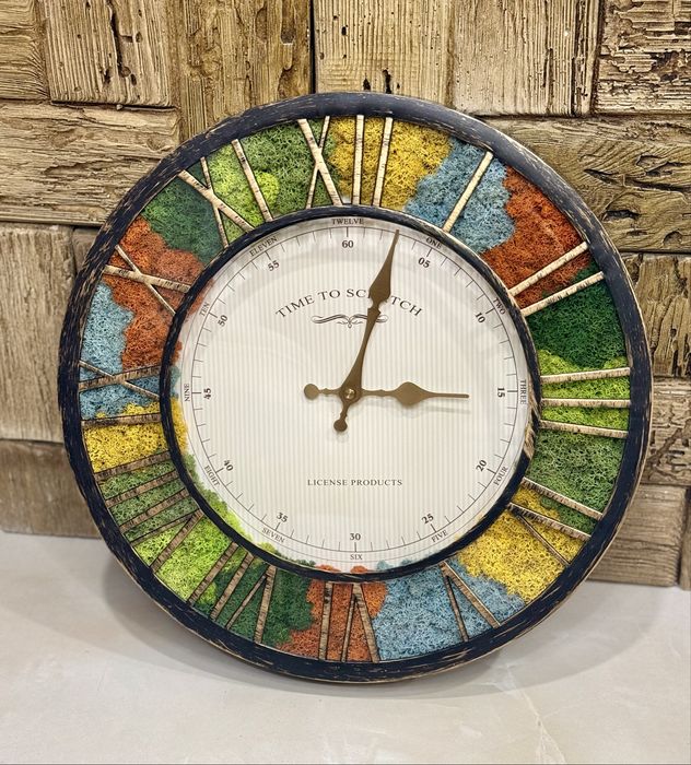 Часовник със скандинавски мъх