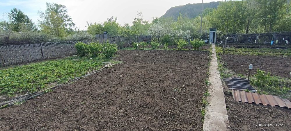 Продаю дачу на правом берегу