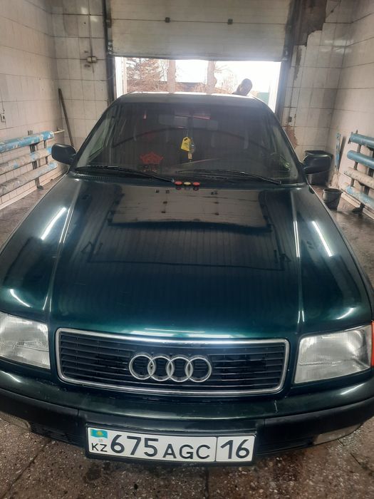 Продам Audi 100 C4.