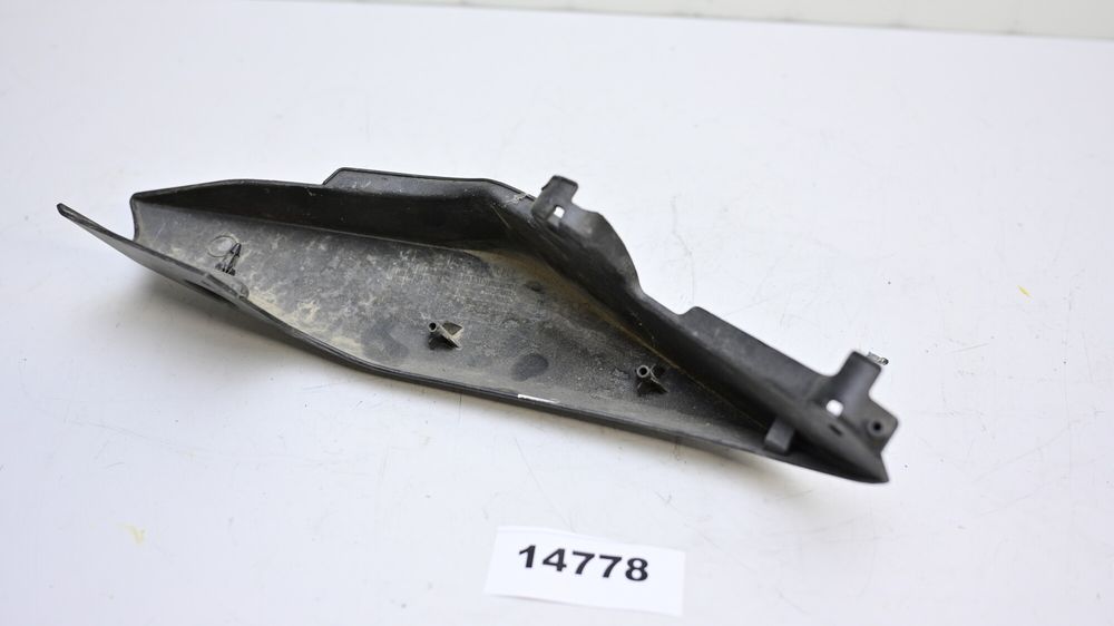 Carena Codita Spate Dreapta Yamaha MT09 2014 - 2016